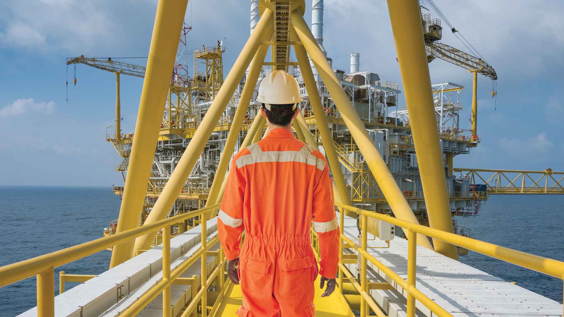 offshore-oil-wrig-worker-oil-and-gas-connected-worker-the-joy-factory-blog